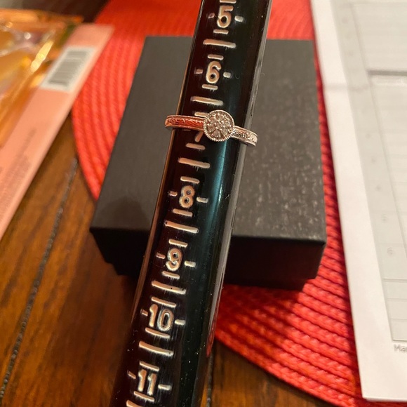 Beautiful 3 bands Ring - Picture 3 of 8